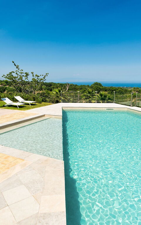Villa Torre Etnea: pool, Udendørs