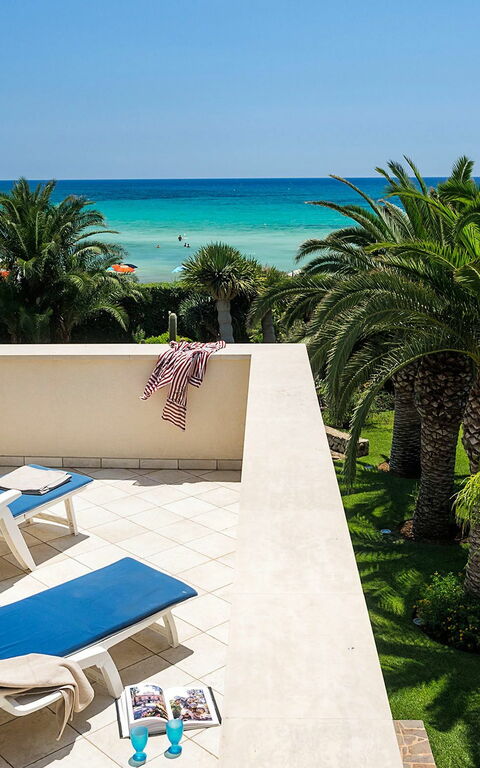 Villa La Plage: Altan / terrasse / gårdhave