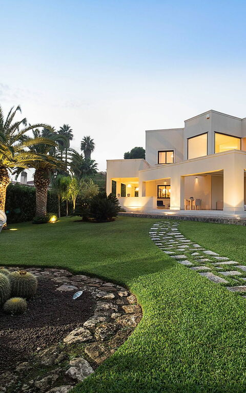 Villa La Plage: Have, Udendørs, Visninger