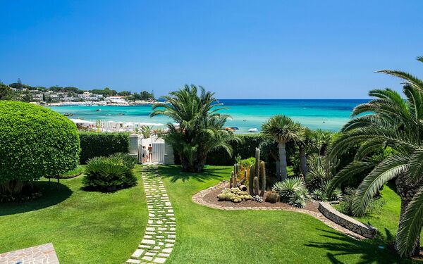 Villa la Plage: Have, Udendørs, Visninger