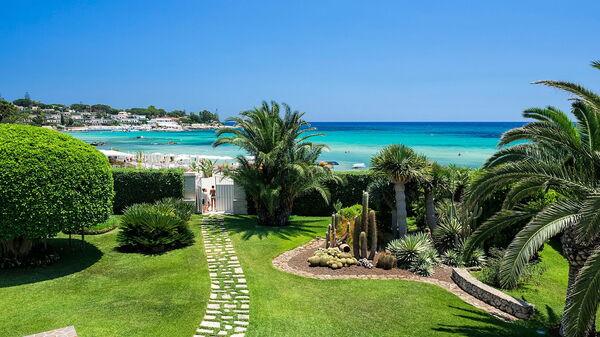 Villa la Plage: Have, Udendørs, Visninger