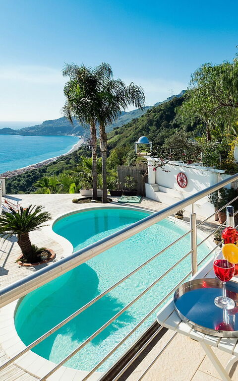 Villa Luce: Udendørs