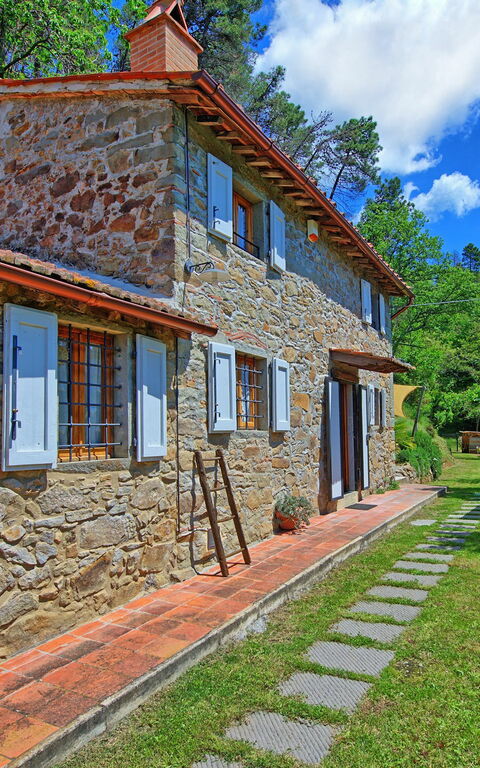 Casale Di Cozzile: Have, Udvendige