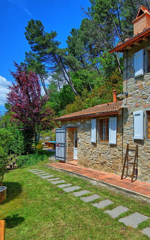 Casale Di Cozzile: Have, Udvendige