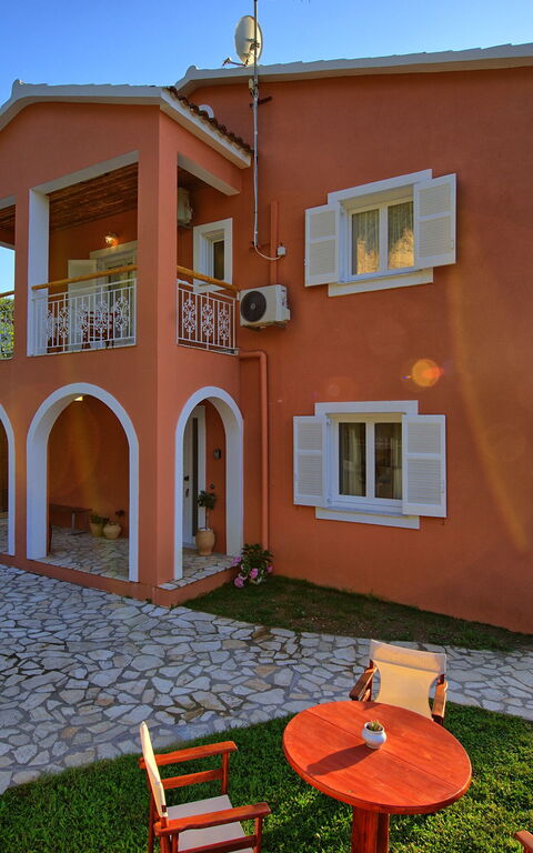 Villa Melodia: Have, Udendørs