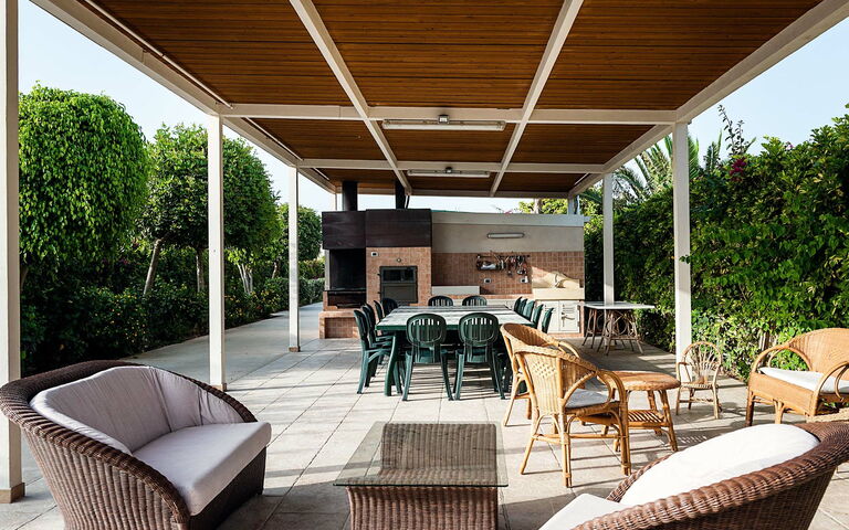 Donnalucata: Have, Udendørs, Udvendige