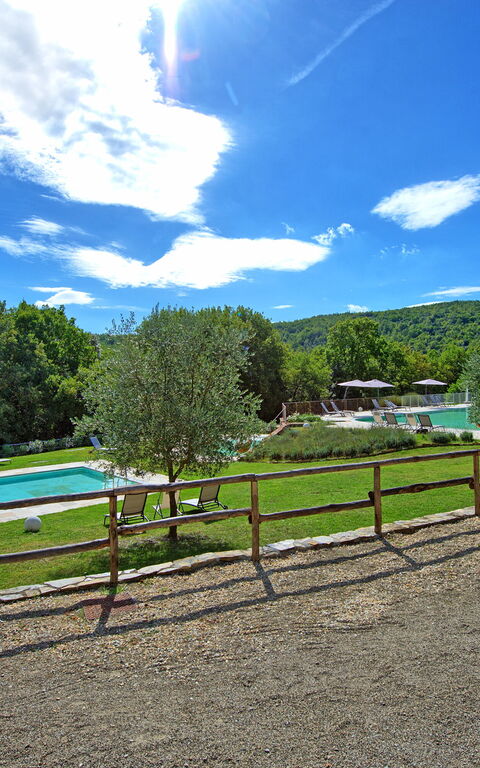 Borgo Mulignone: Have, pool