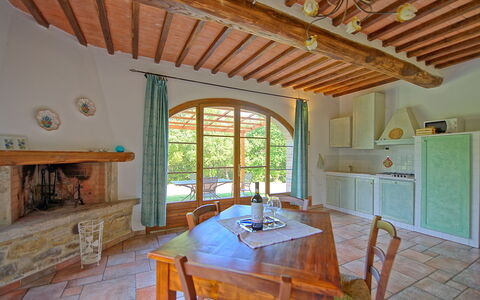 Feriebolig Mulignone 2: Frokostlokale, Køkken, Stue