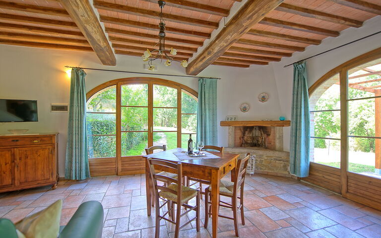 Feriebolig Mulignone 2: Frokostlokale, Køkken, Stue