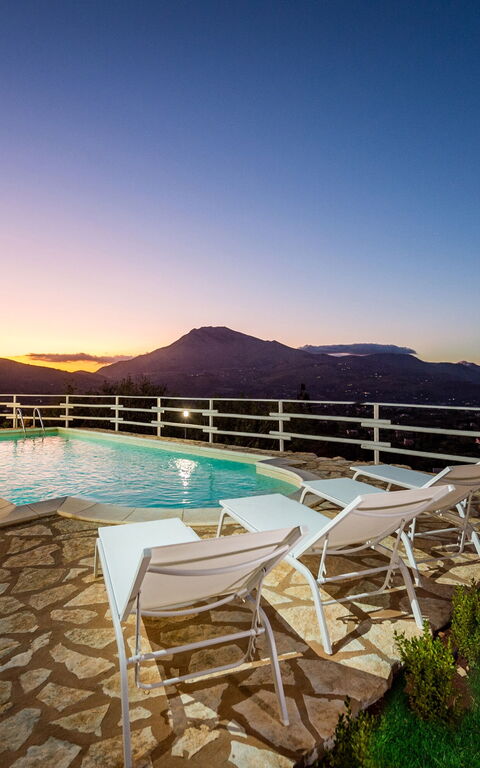 Villa Scire: Have, pool