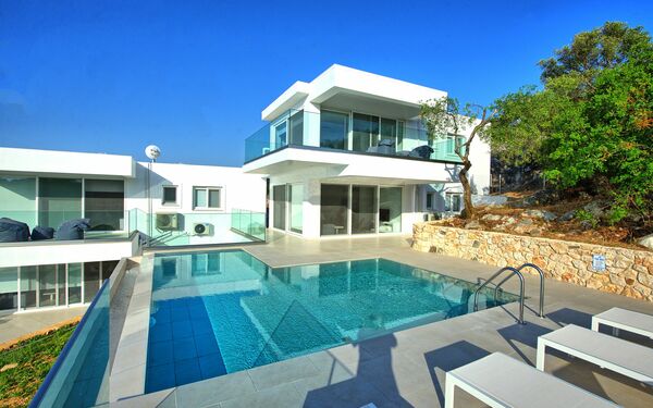 Villa Athena: pool, Udvendige