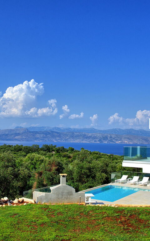 Villa Nafsika: Have, pool, Udvendige, Visninger