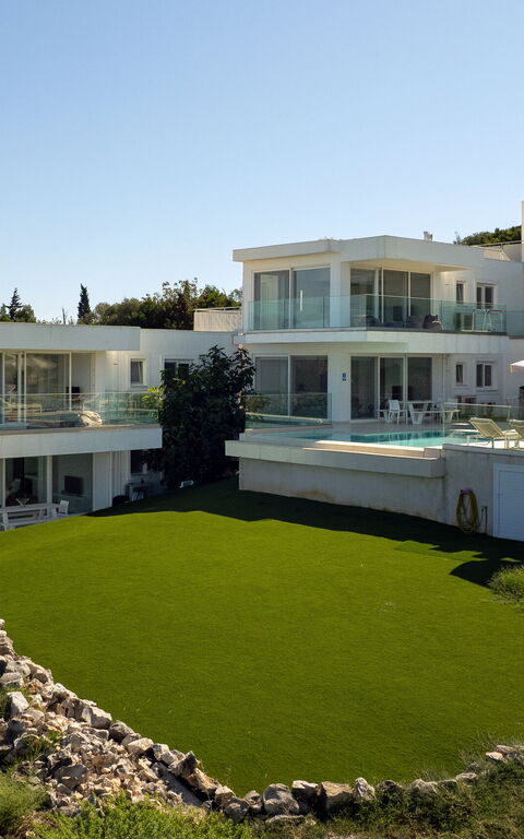 Villa Nafsika: Have, Udendørs, Udvendige