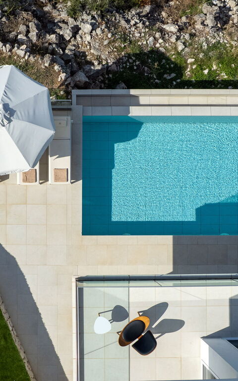 Villa Nafsika: Have, pool, Udendørs, Udvendige