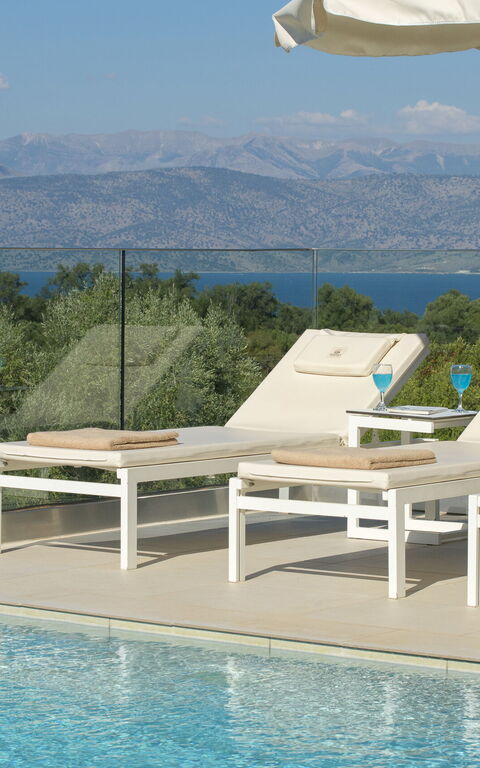 Villa Nafsika: pool, Udendørs, Udvendige, Visninger