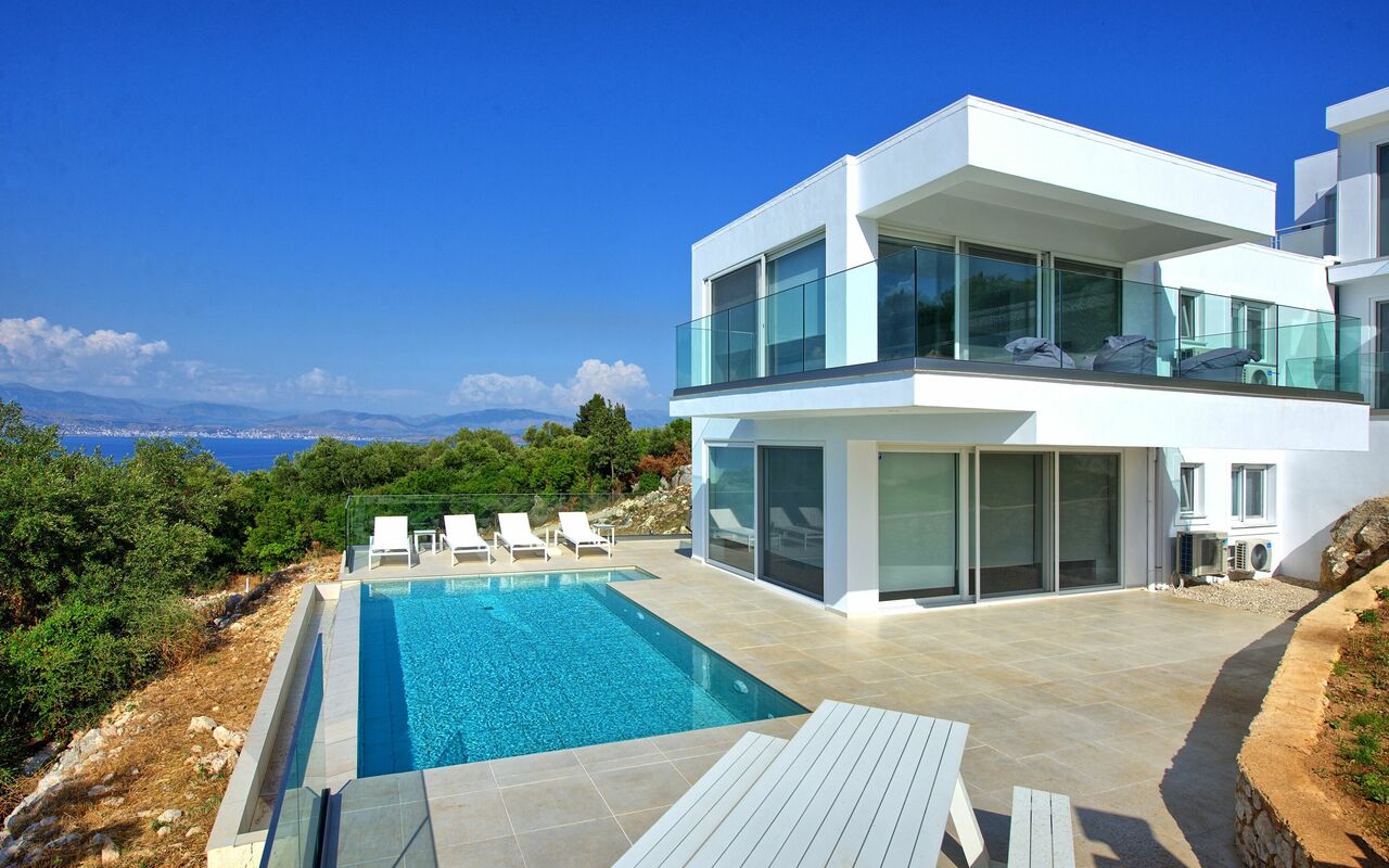 Villa Nafsika: pool, Udvendige