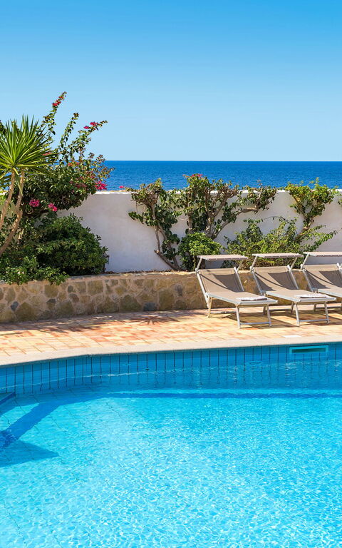 Villa Cala Mancina: pool, Udendørs, Udvendige, Visninger