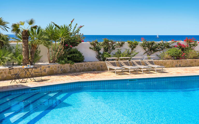 Villa Cala Mancina: pool, Udendørs, Udvendige, Visninger