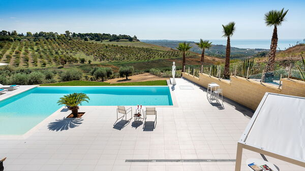 Villa Camemi: pool, Sommer, Udendørs, Visninger