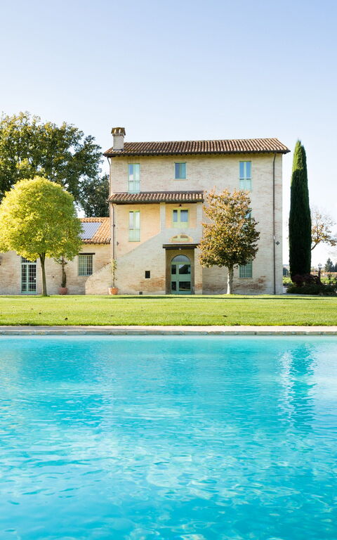 Villa Apollinare: pool, Sommer