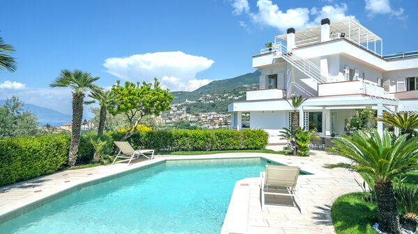 Villa Antonietta: Have, pool, Udendørs, Udvendige