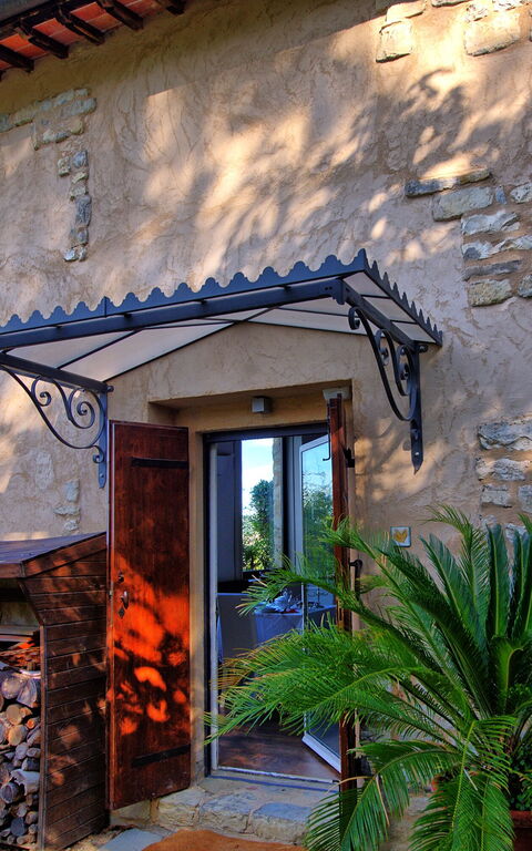 Villa Ancora: Udendørs, Udvendige