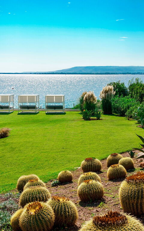 Villa Angelina: Have, Udendørs, Visninger