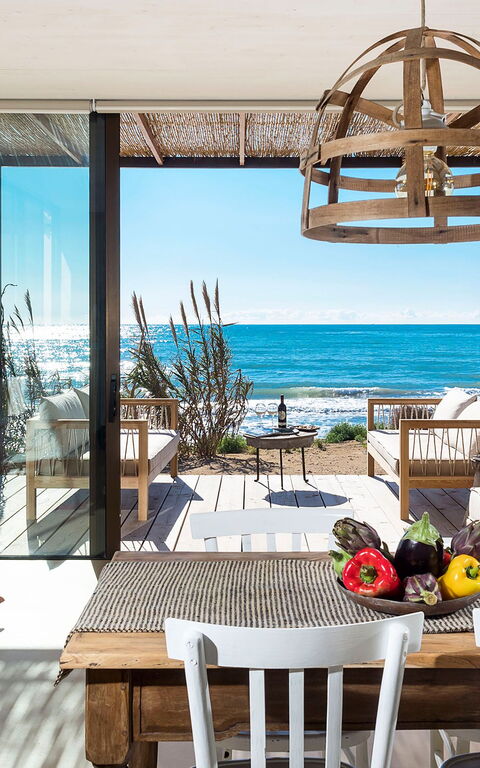 Circe: Frokostlokale, Visninger