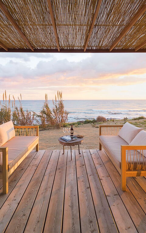 Circe: Altan / terrasse / gårdhave