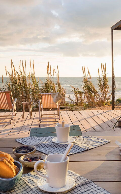 Circe: Altan / terrasse / gårdhave, Visninger