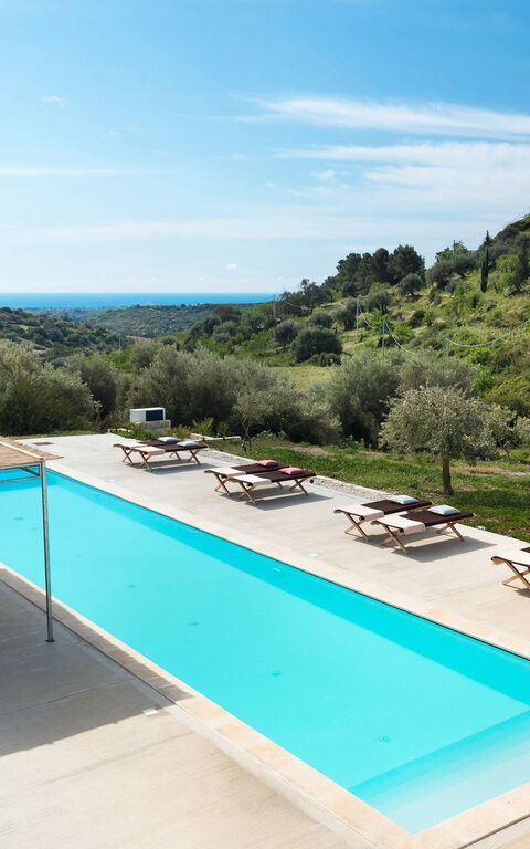 Villa Contra: pool, Udendørs