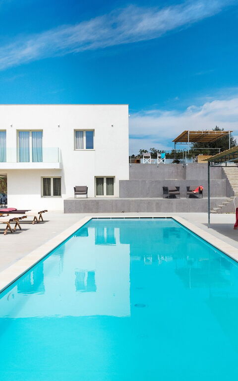 Villa Contra: pool, Udendørs