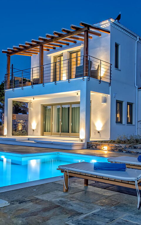 Villa Lyra: pool, Udendørs