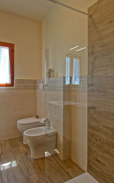 Nicola: Badeværelse