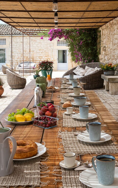 Villa Dimora Pura: Altan / terrasse / gårdhave