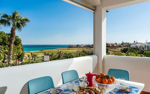 Feriebolig Calantha: Altan / terrasse / gårdhave