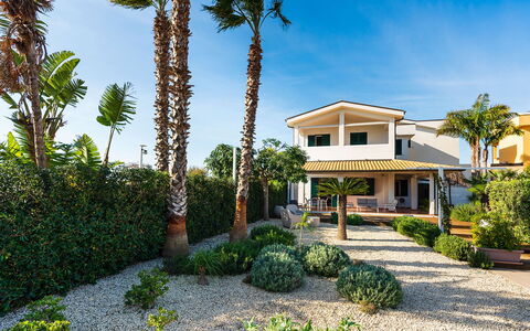 Feriebolig Euthalia: Have, Udendørs, Udvendige