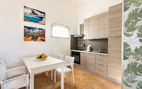 Feriebolig Euthalia: Frokostlokale, Køkken, Stue