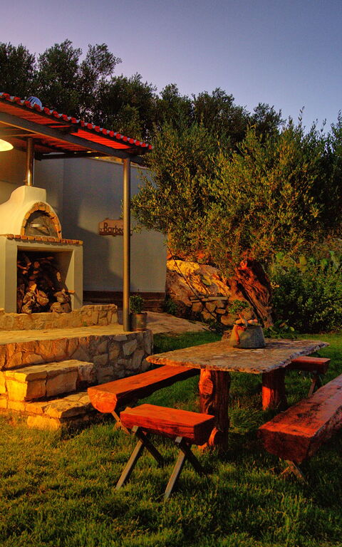 Villa Eftychia: Udendørs