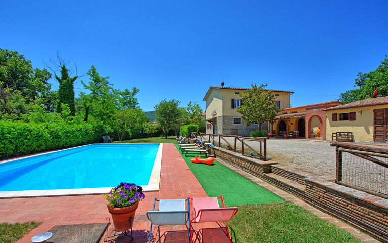 Zeffiro: pool, Sommer