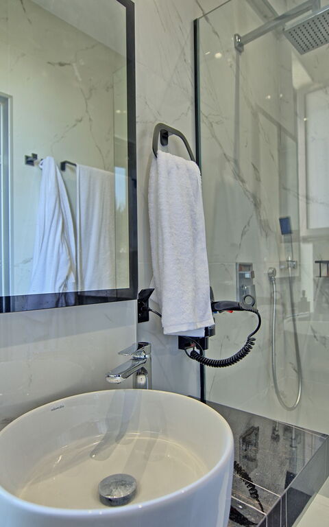 Villa Maripol: Badeværelse