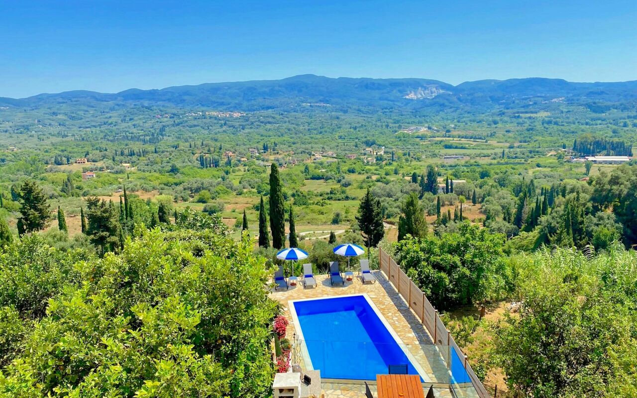 Villa Dinos: pool, Visninger