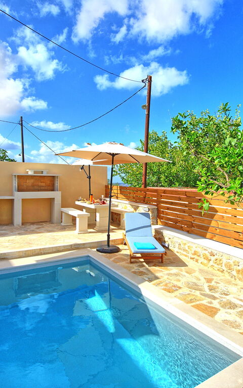 Villa Vicilla: pool, Udendørs