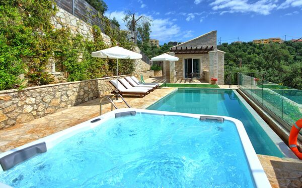 Villa Jacaranda: Have, pool