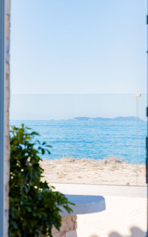 Beach Villa Athanasia: Visninger