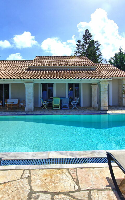 Villa Dimitris: pool, Udvendige