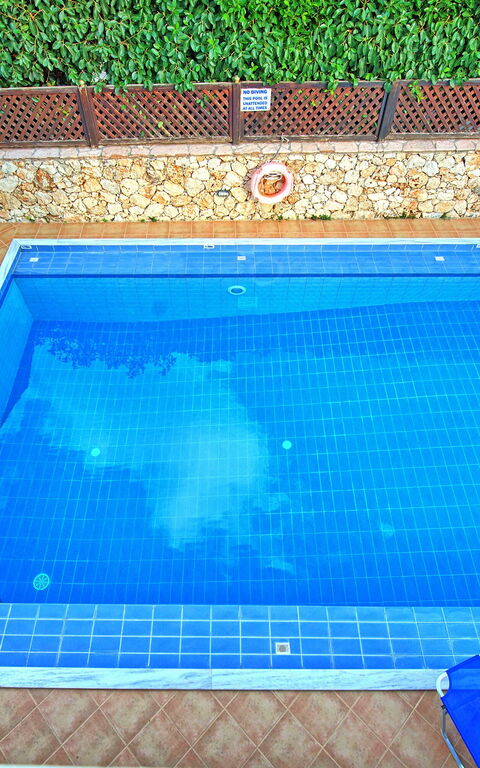 Villa Koules: pool, Udendørs