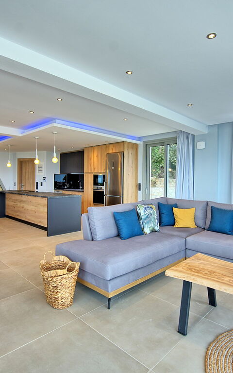 Villa Prokimea: Frokostlokale, Køkken, Stue