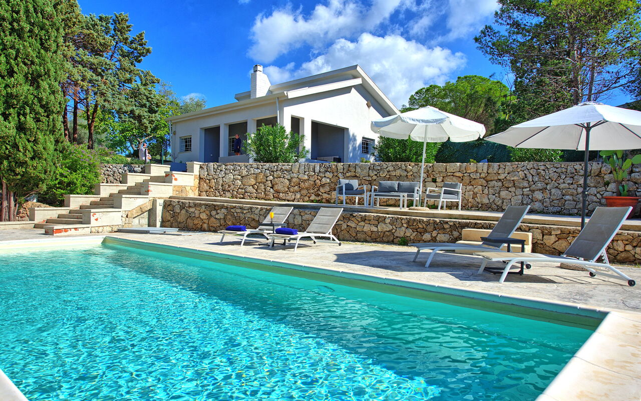 Nerodavola: pool, Sommer, Udendørs