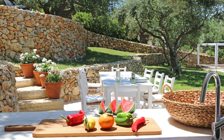 Villa Bluewhite: Have